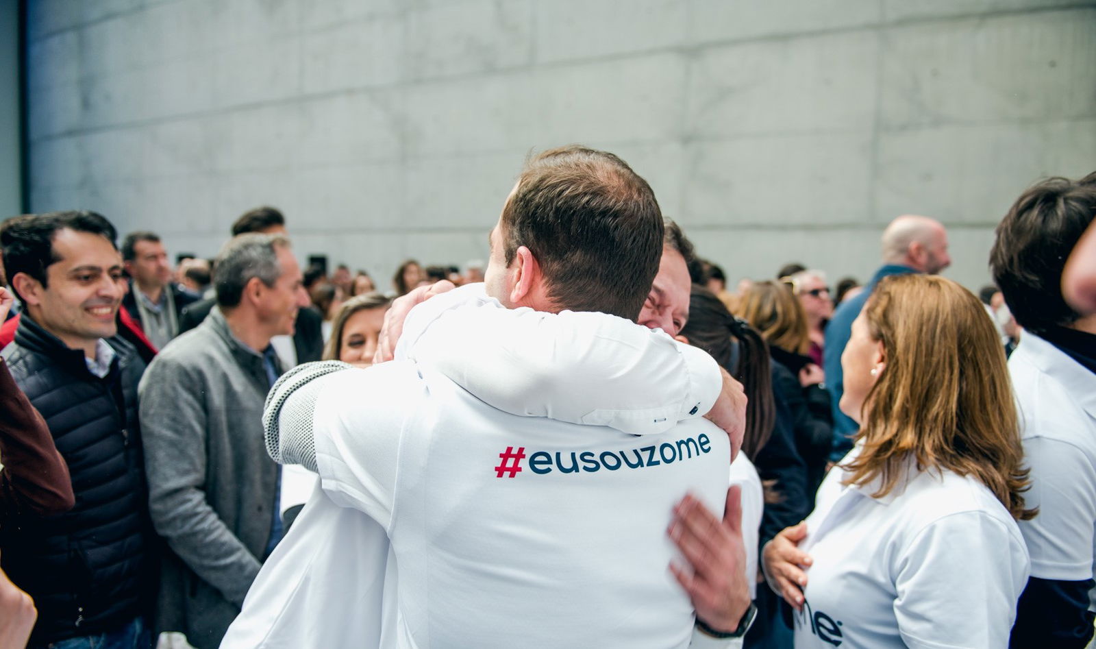 + Acompanhamento + Simples + Feliz