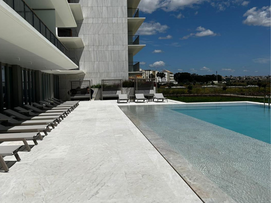  Apartamentos de luxo - Vista para o mar no empreendimento Bayline